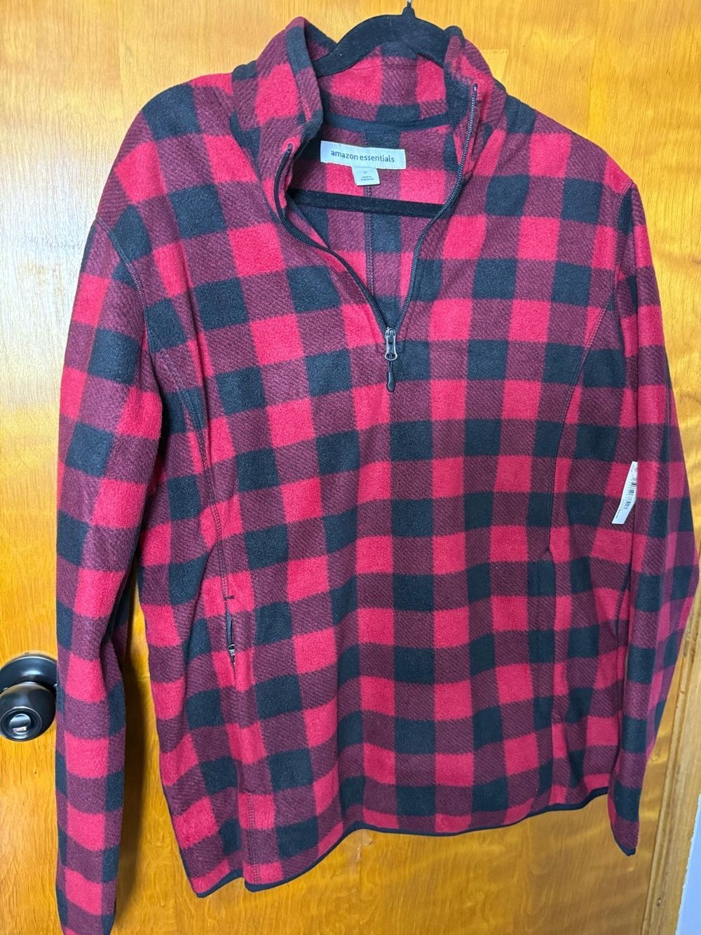 Amazon Essentials Buffalo Plaid Fleece Quarter Zip Pullover Medium NWT